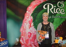 Brenda Briggs with Rice Fruit Company shows a 2 lb. bag of Gala apples. Rice Fruit distributes along the East Coast and as far west at Mississippi.